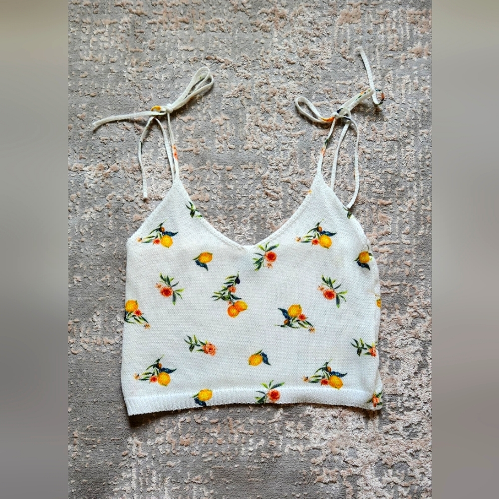 🍋  Lemon knitted Top